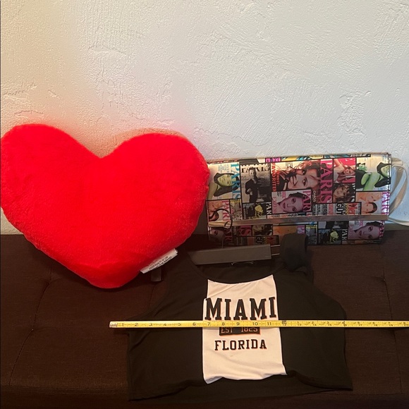 #1270=Black and White Miami Crop Top - Picture 3 of 5